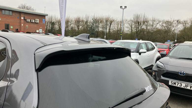 Toyota Yaris 1.5 Hybrid Design 5dr CVT Hybrid Hatchback